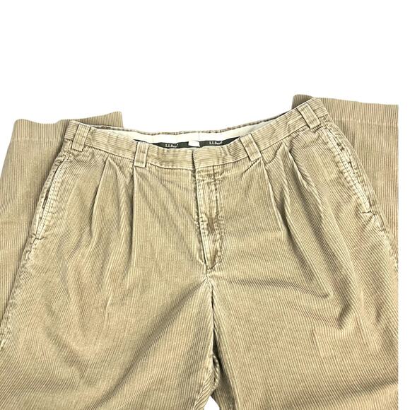 L.L. BEAN Men’s Pleated Front Wide Wale Corduroy Pants  38 - Picture 4 of 8